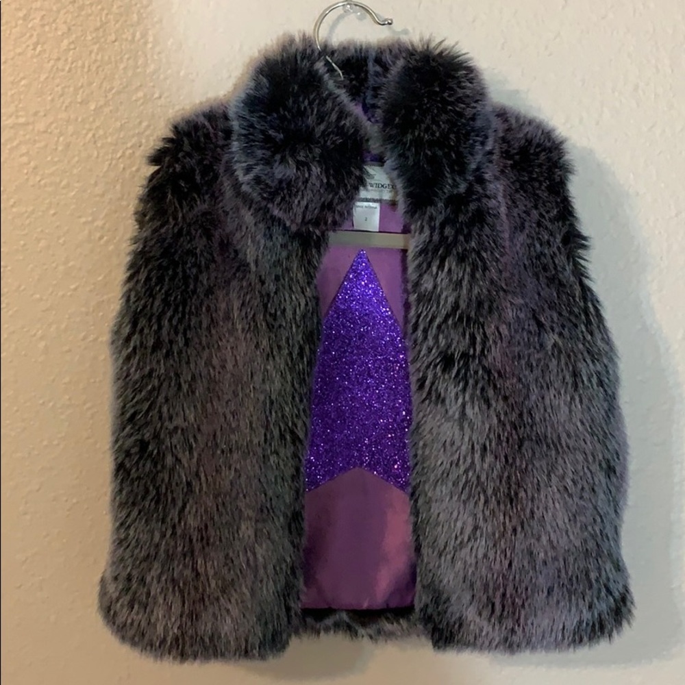 American Widgeon faux fur iridescent blue vest 2T